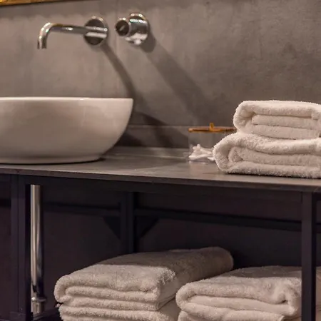 The Address Loft - Joy * Budapeszt